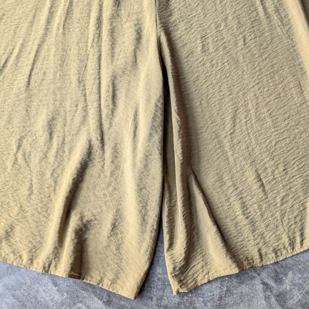 Anthropologie Akemi + Kin Green Suspender Wide Leg Jumpsuit Romper small - Picture 4 of 7